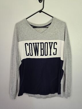 Cowboys Long Sleeve Colorblock V-Neck Tee - Grey/White/Black